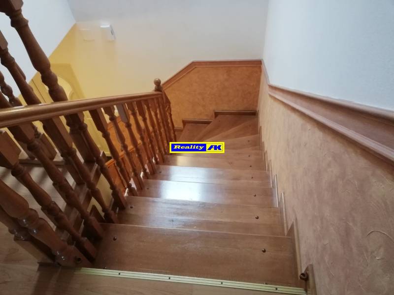 schodisko do podkrovia