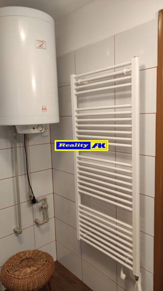 kúpeľňa a s WC boiler ohrev vody