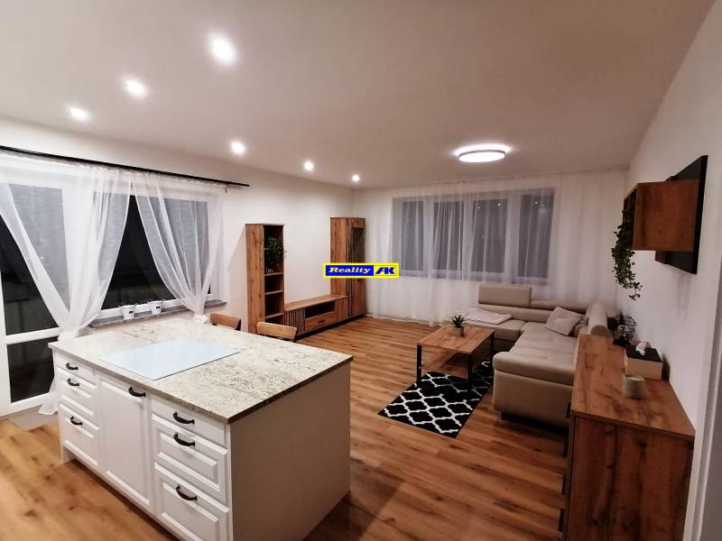 kuchyňa s obývačkou