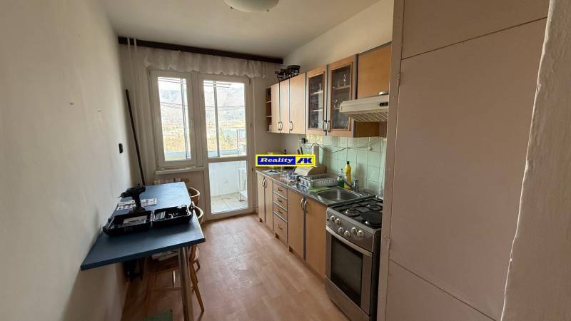 2 izbový Priekpopa - družstevný - foto1.jpg