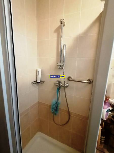 kúpeľňa s WC na poschodí