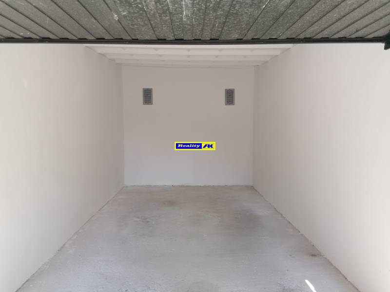 Garáž na predaj Vrútky