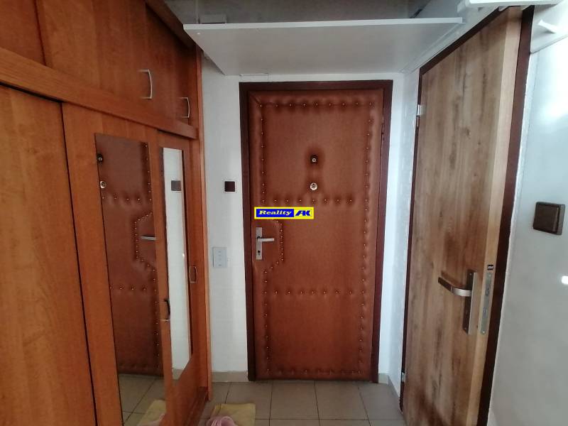 REZERVOVANÉ 1 izbový byt na prenájom Vrútky, centrum