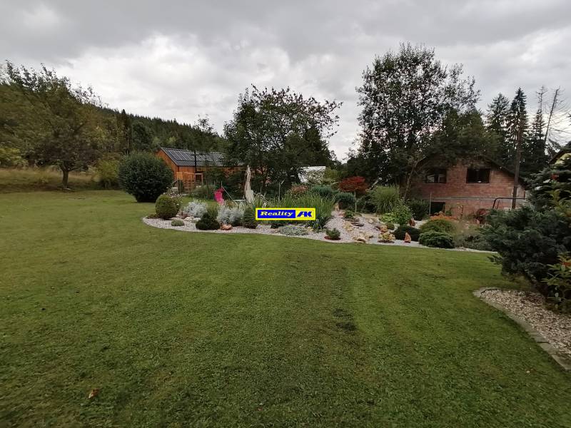 Záhrada s domom na Rekreačných pozemkoch na ulici Hrdinov SNP v Martine.