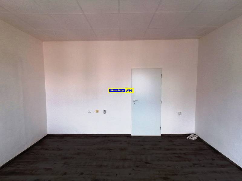 Kancelária na prenájom 26 m2 Martin, výťah, bezbariérový prístup