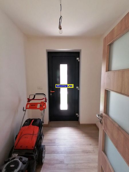 vchodové dvere