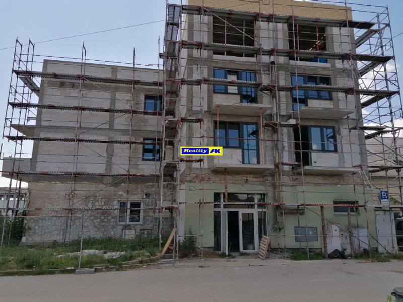 4 izbový na predaj novostavba Tomčany, 93 m2 poschodie 3 terasa 157 m2